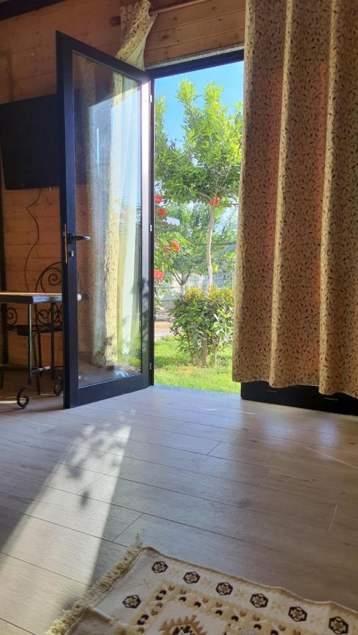 Room With Private Garden Shkodër Екстериор снимка
